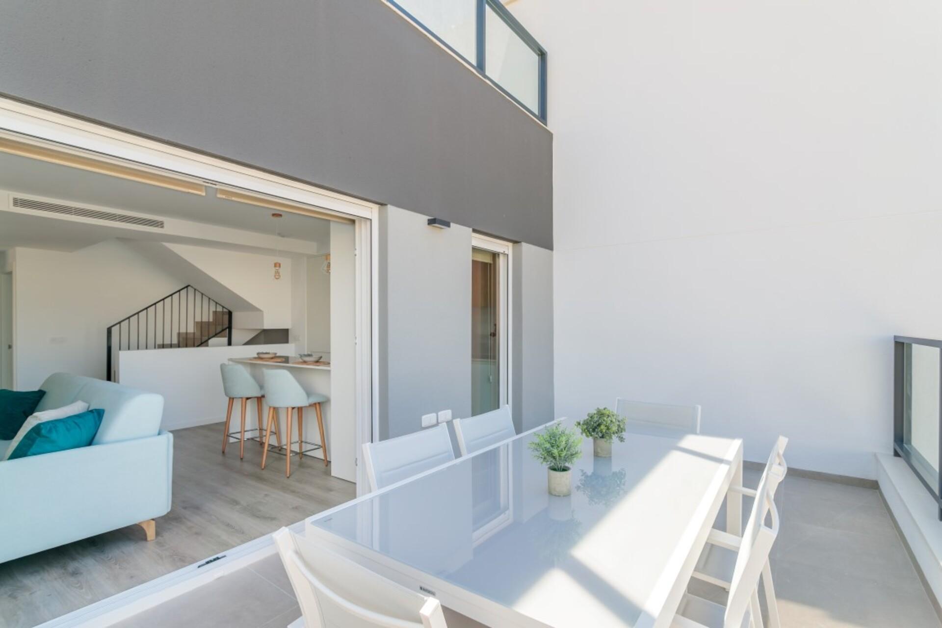 Interior finish detail in 4-bedroom villa, Balcón de Finestrat