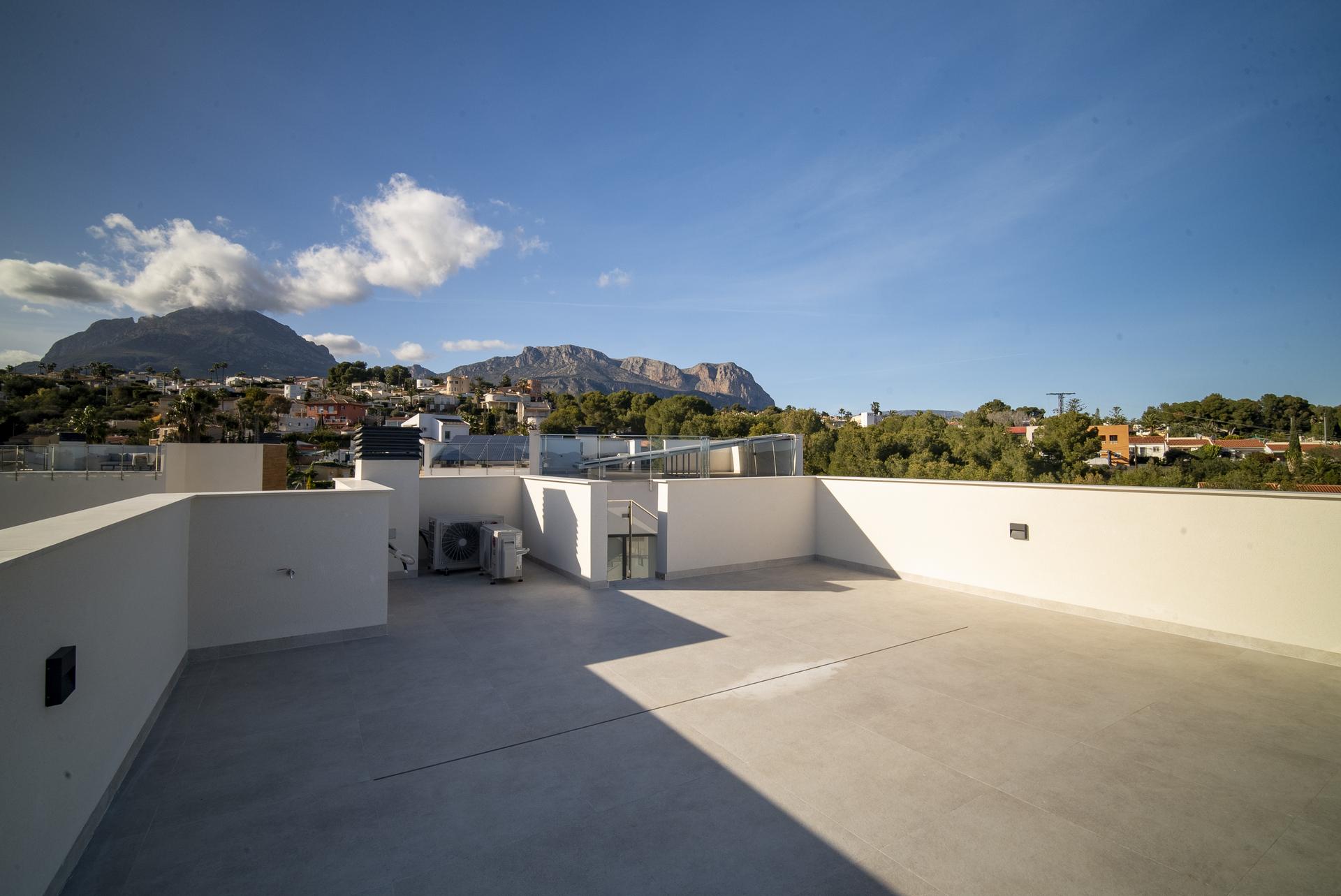 Kitchen and dining connection area, new-build villa, Coloma