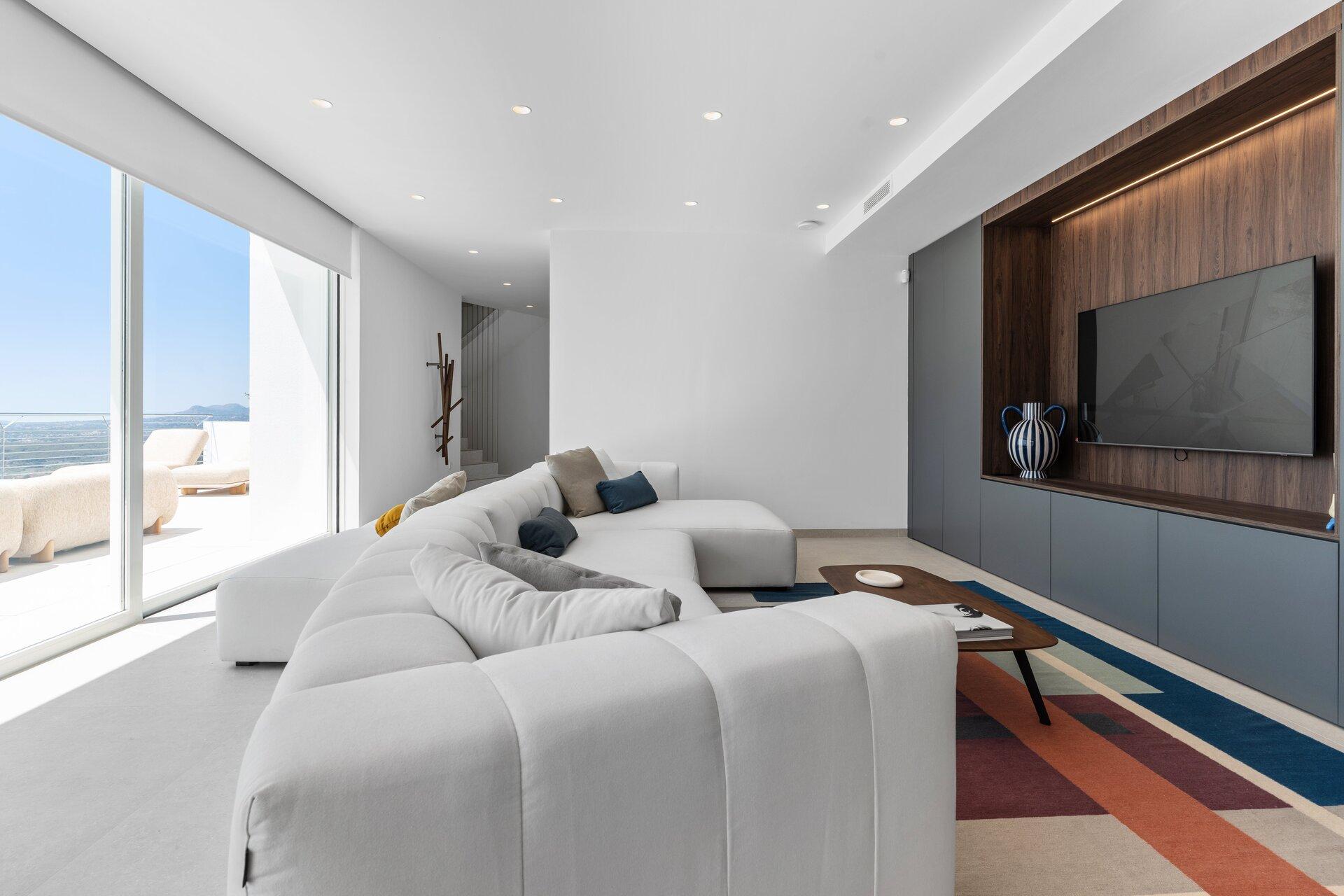 Interior hallway on upper floor, new-build villa, Altea la Vella