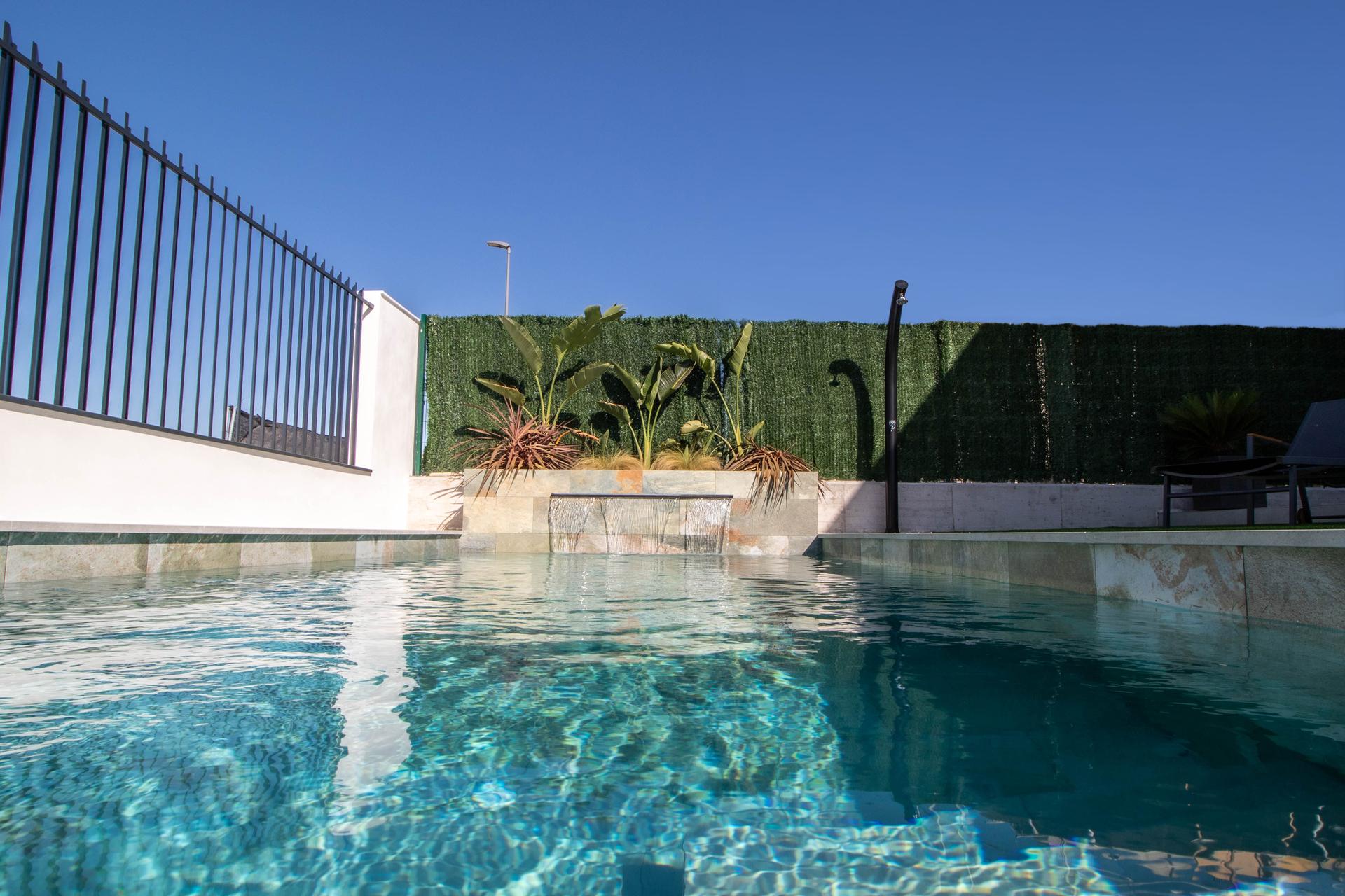 Patio doors leading to garden, 3-bedroom villa, Finestrat