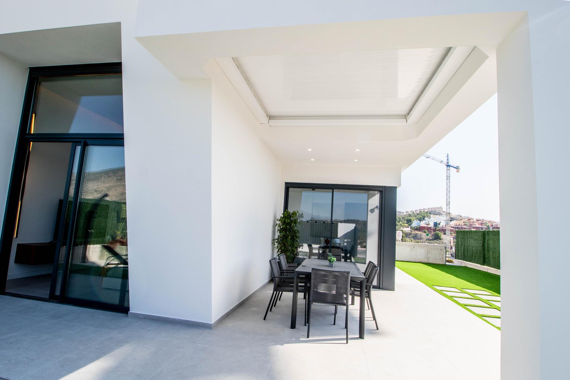 Corridor linking bedrooms, new-build villa, Golf Puig Campana