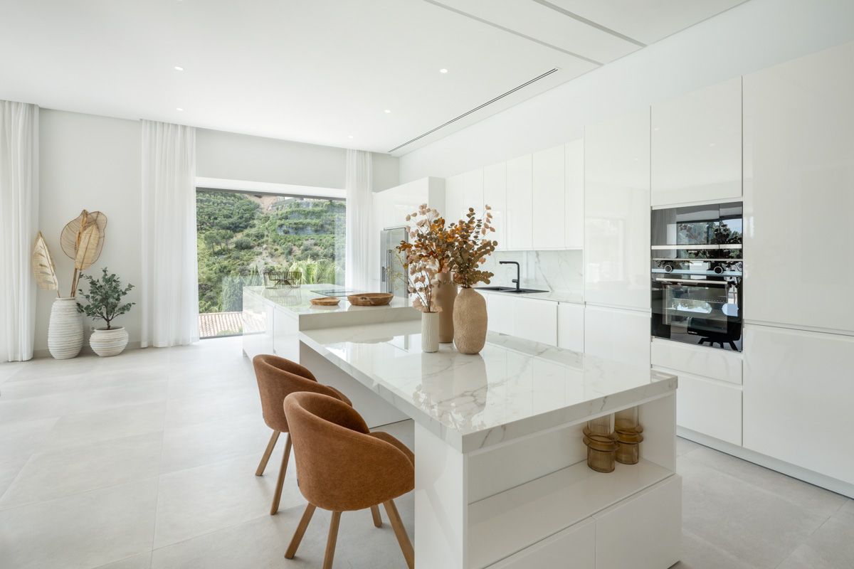 Kitchen area in 5-bedroom new-build villa, La Zagaleta-El Madroñal