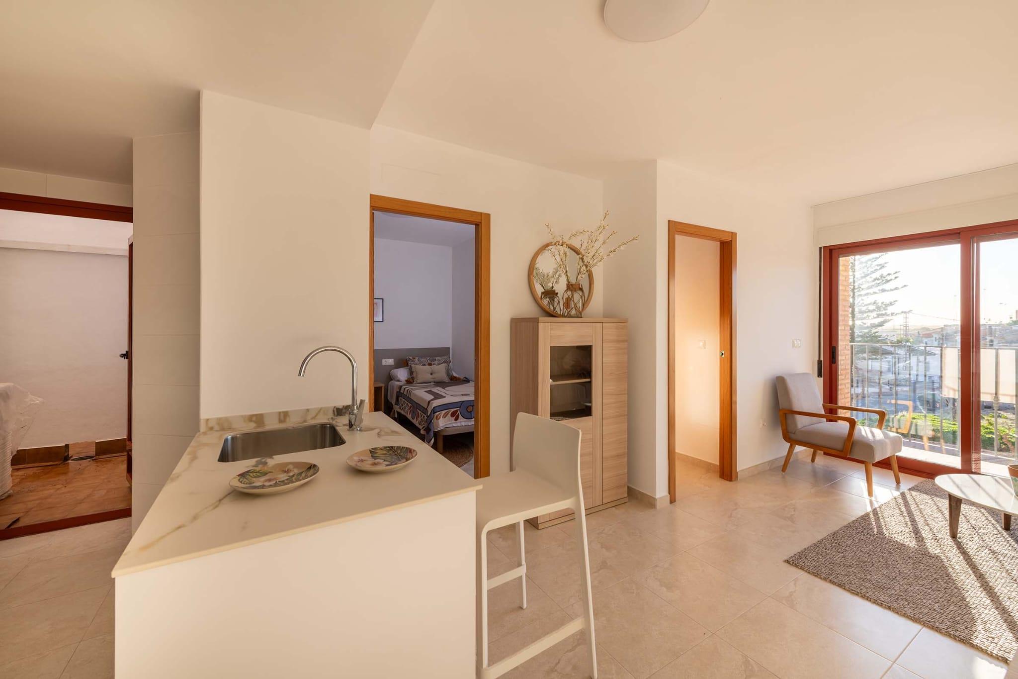 Living area in 1-bedroom apartment, Jerónimo Y Avileses