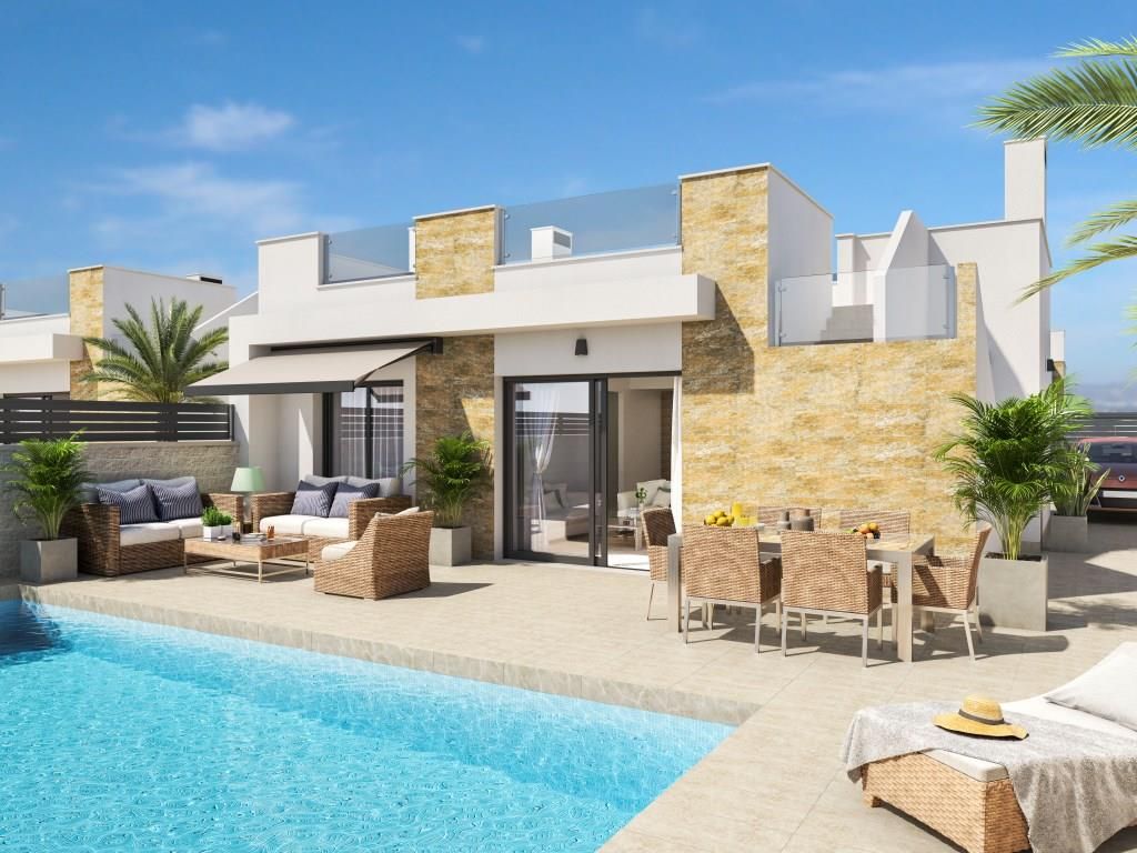 Villa for sale in La Marina, San Fulgencio - exterior front view of new-build detached villa