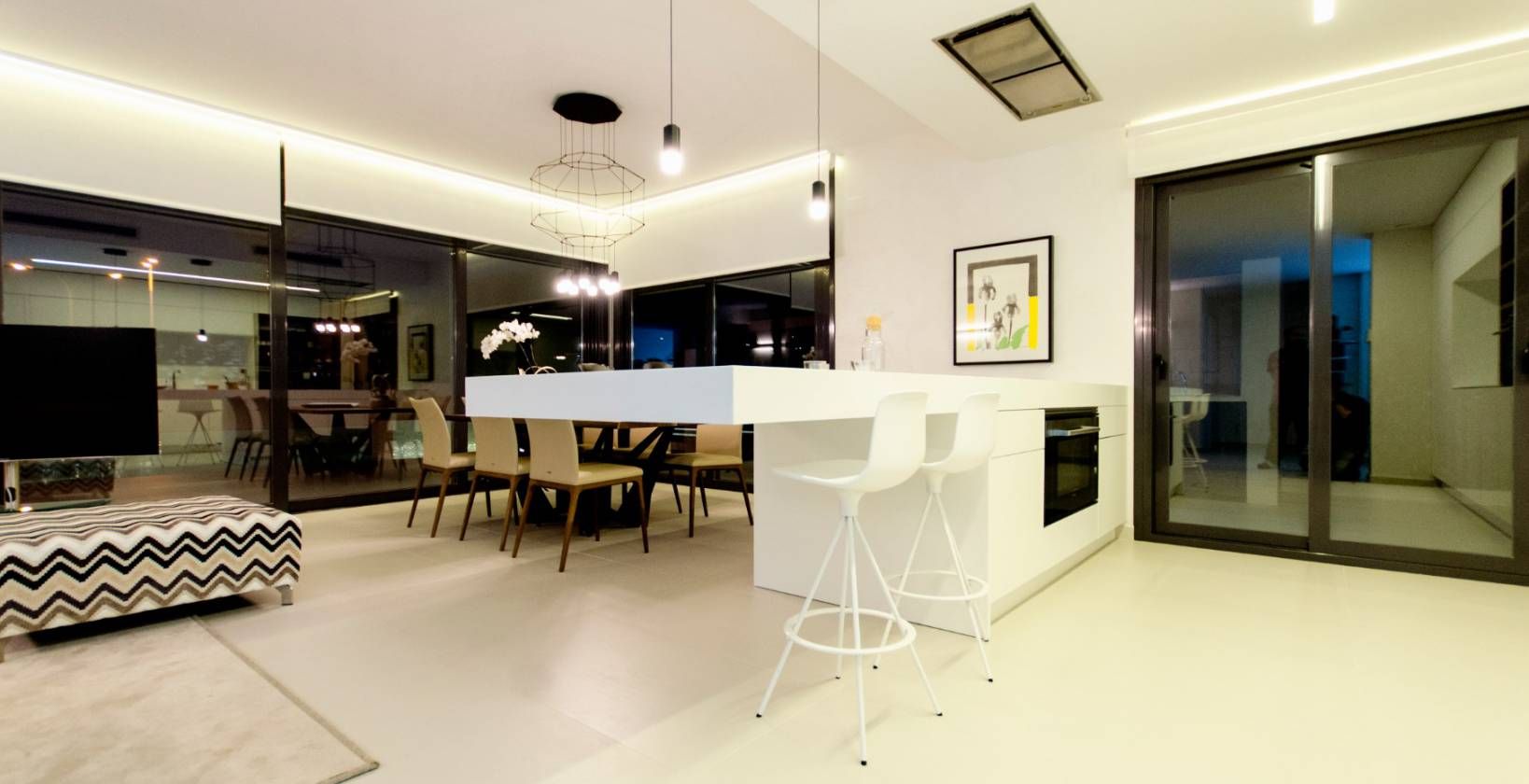 Open-plan living area in 4-bedroom new-build villa, Campoamor