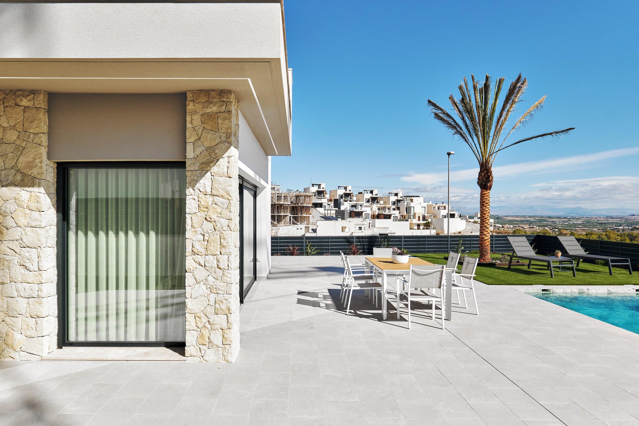 Entrance area of 3-bedroom villa in Bellavista, San Miguel De Salinas
