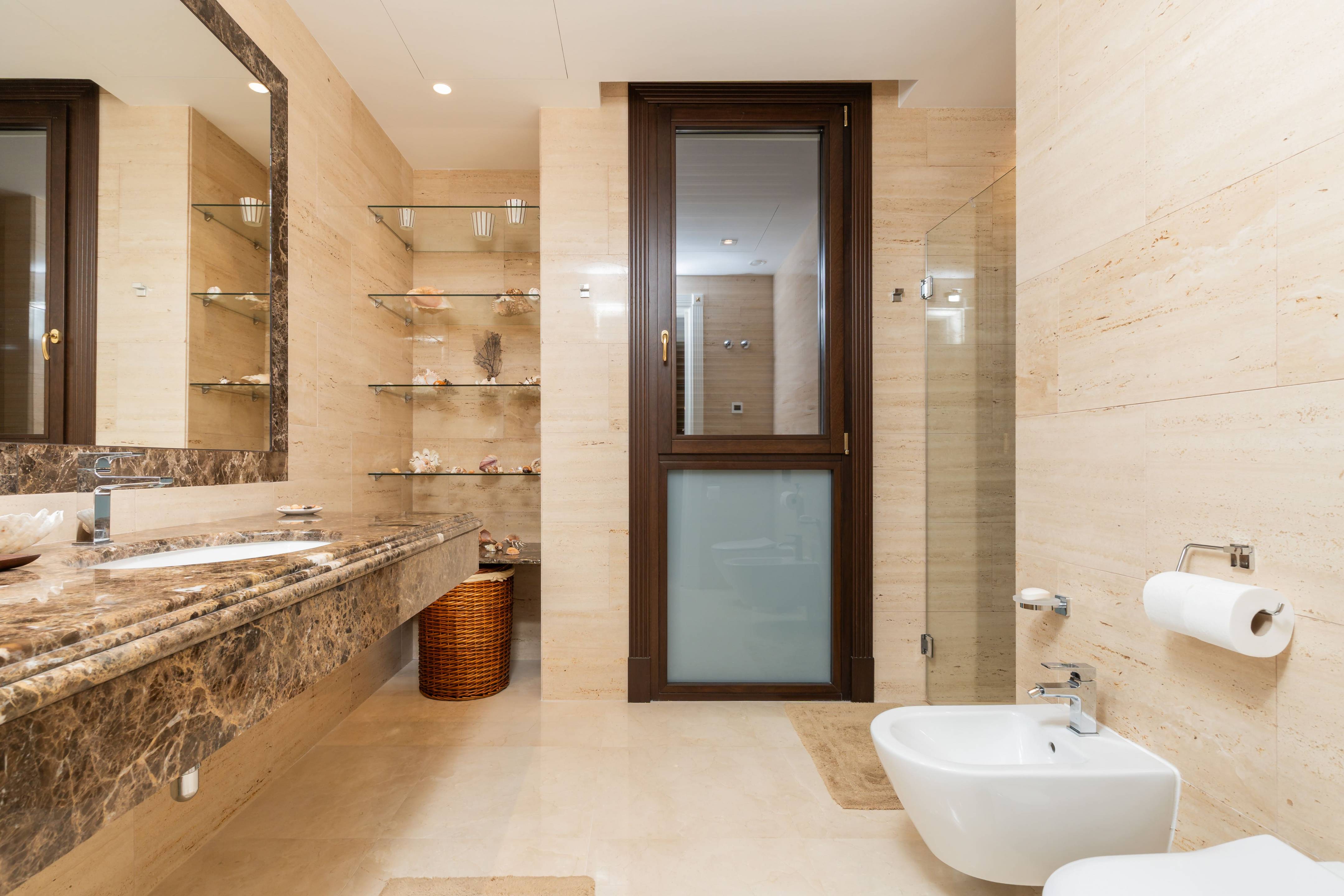 Upper-floor bedroom in 7-bedroom villa, Casasola, Estepona