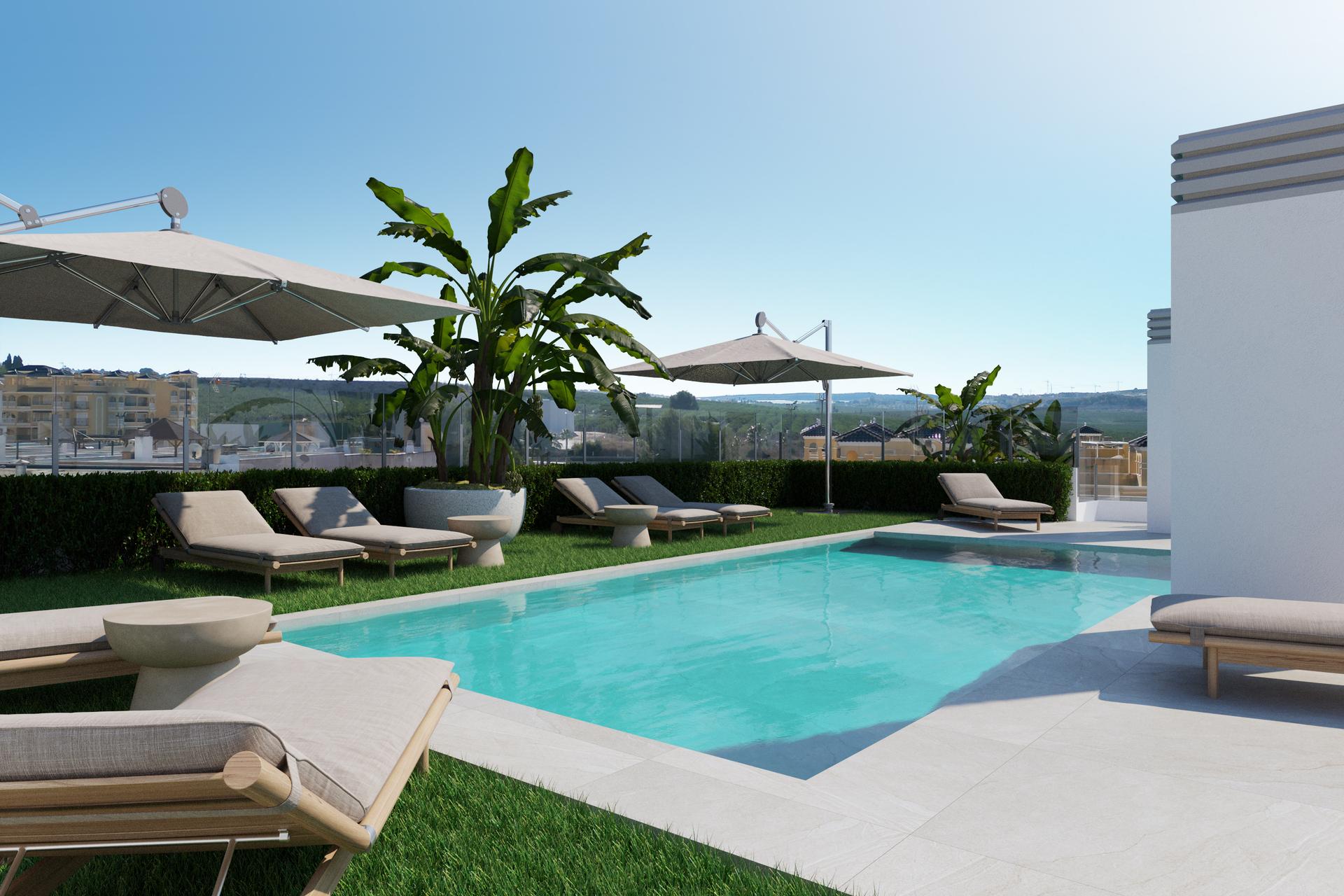 Communal pool and sun terrace