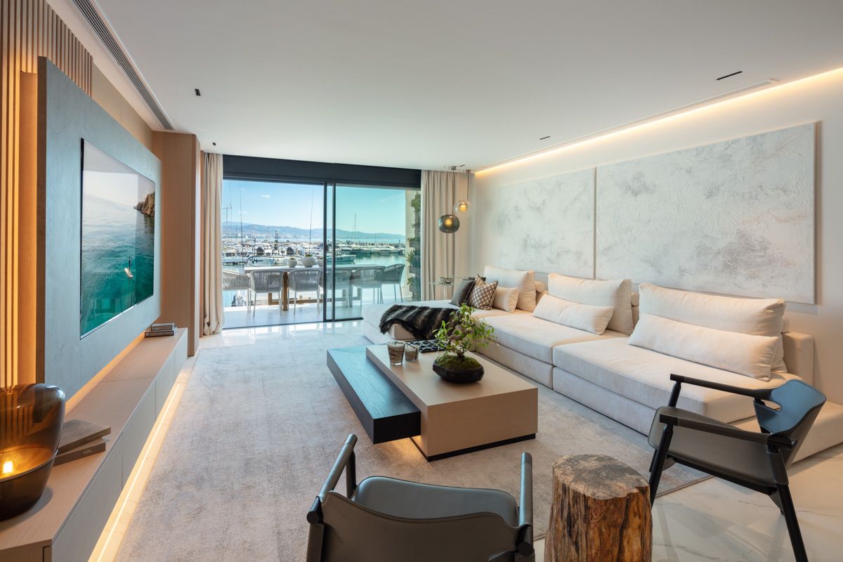 Interior corridor or landing in new-build apartment block, Puerto, Marbella
