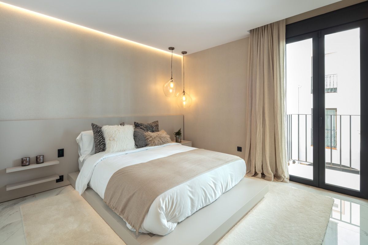 Master bedroom with large windows in 3-bedroom apartment, Puerto, Marbella