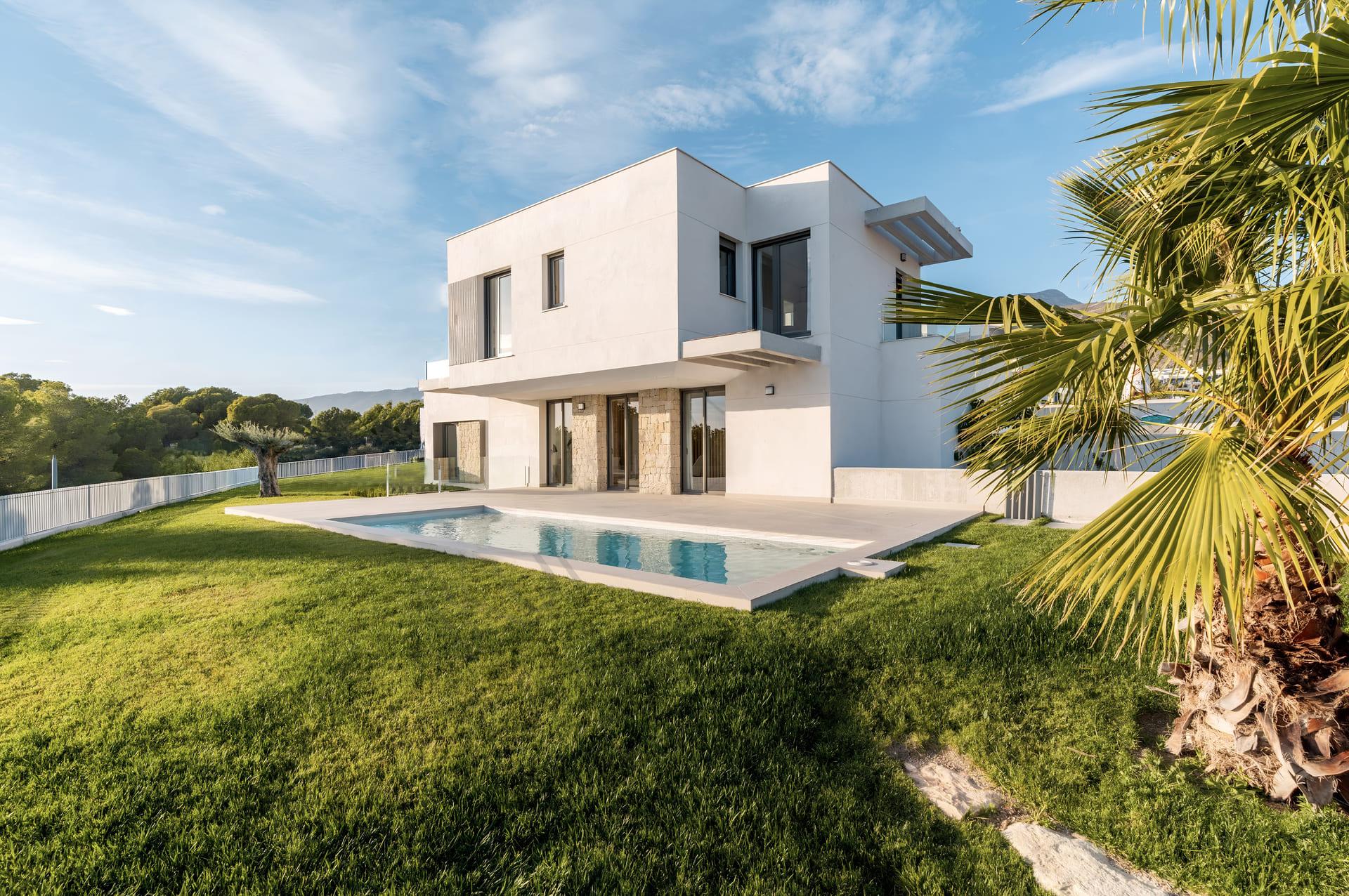 Third bathroom in 6-bedroom new-build villa, Finestrat Hills