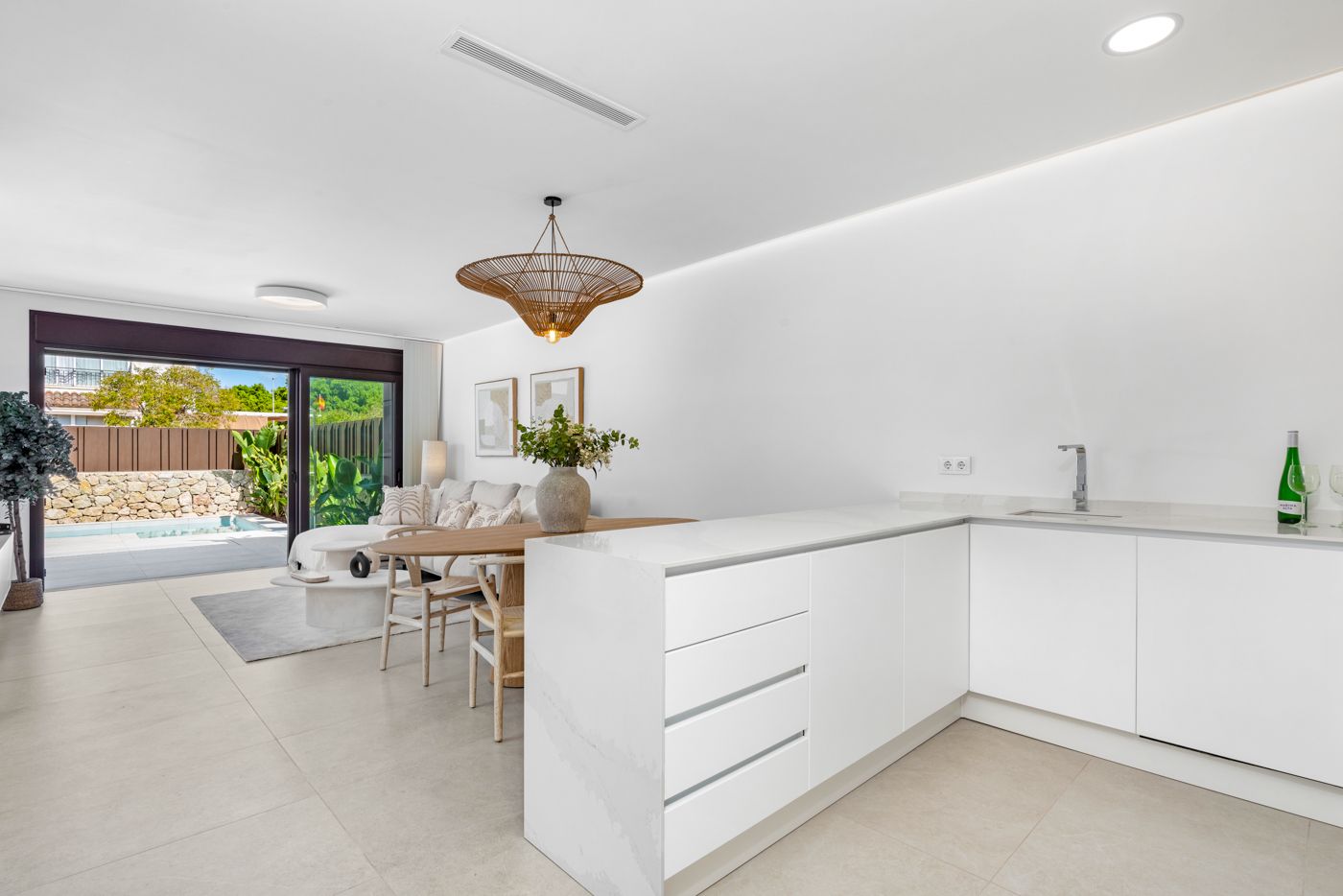 Bedroom with built-in storage, new-build villa, Mil Palmeras