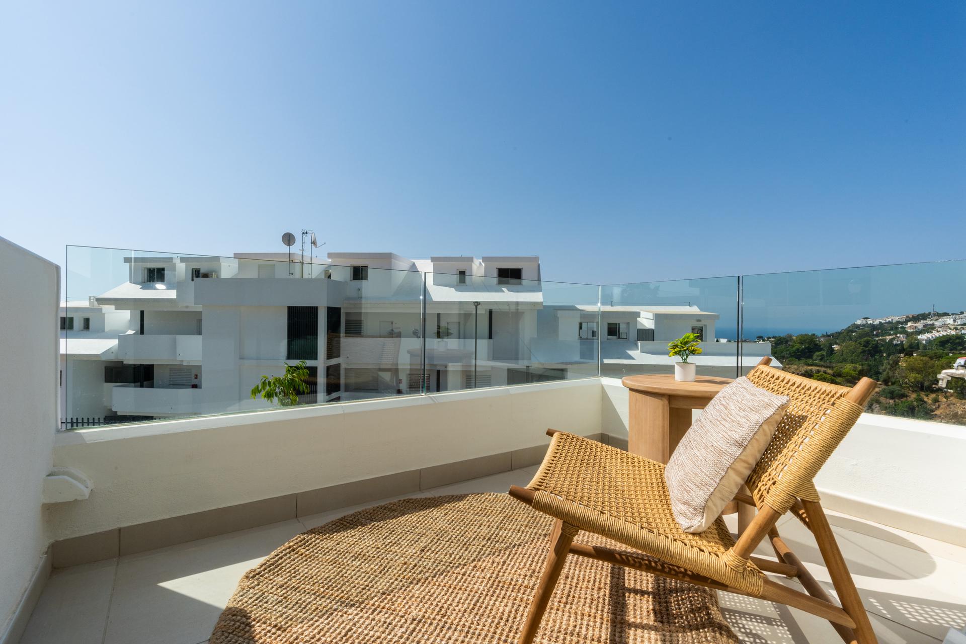 Communal pool area of new-build development, Montealto, Benalmádena