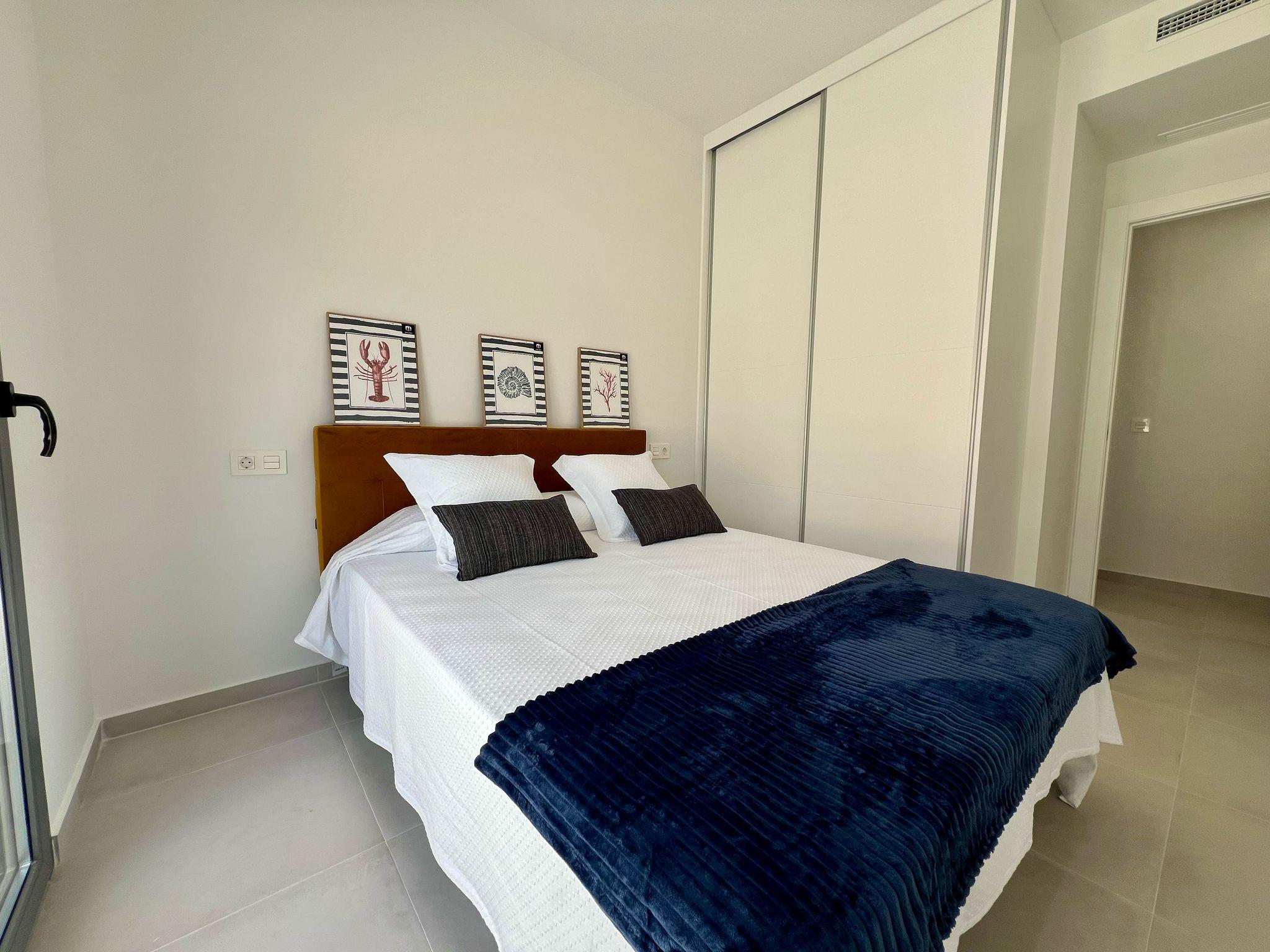 Development overview, new-build villas in Villamartín-Las Filipinas