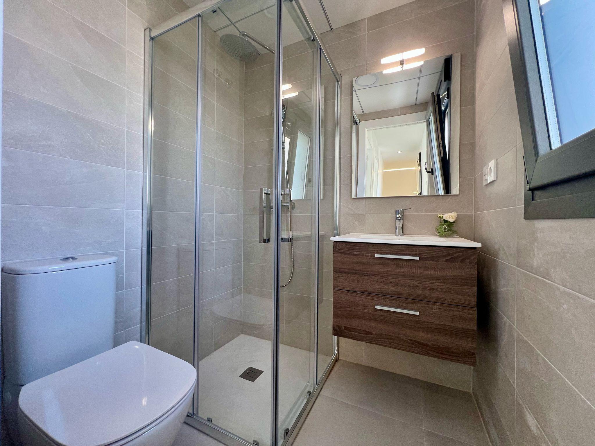 Bedroom 2 in 3-bedroom new-build villa, Villamartín-Las Filipinas