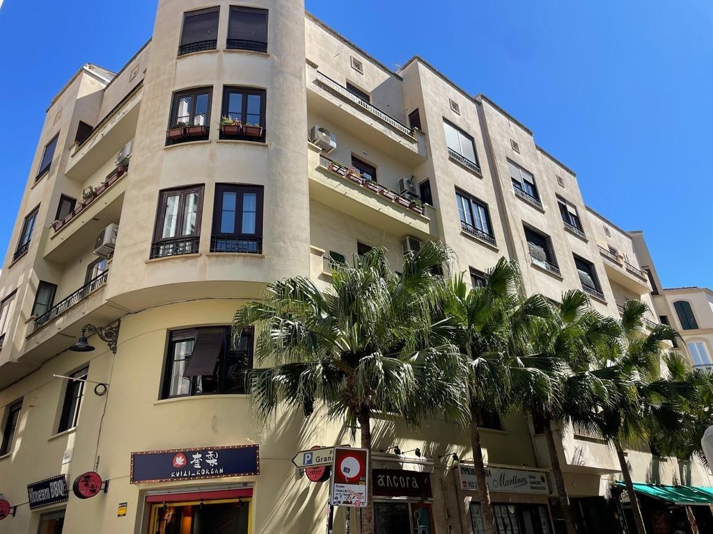 Bathroom in 3-bedroom apartment, Puerto Sol-Los Almendros-El Tomillar, Málaga