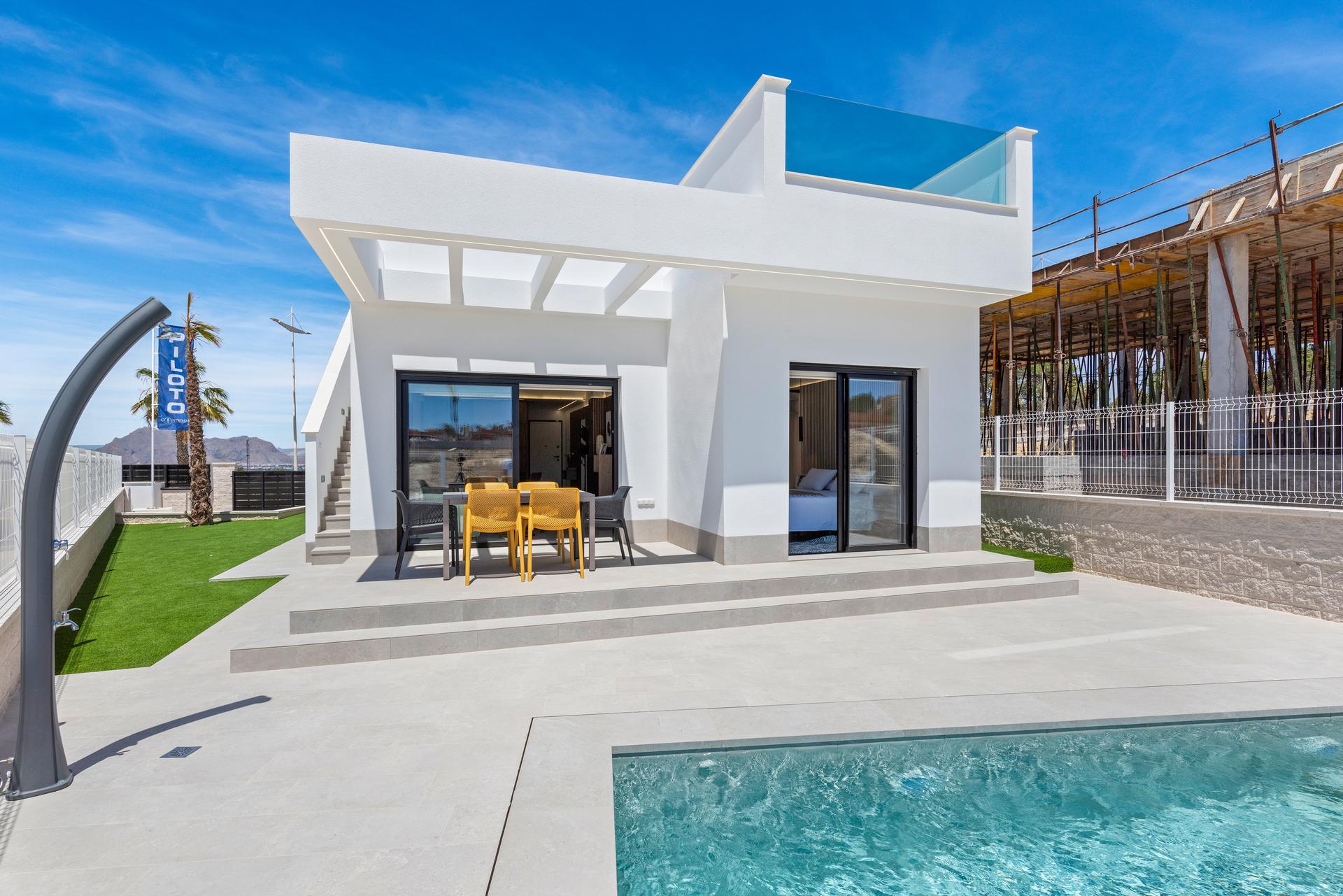 Hallway and internal layout of new-build villa, Algorfa