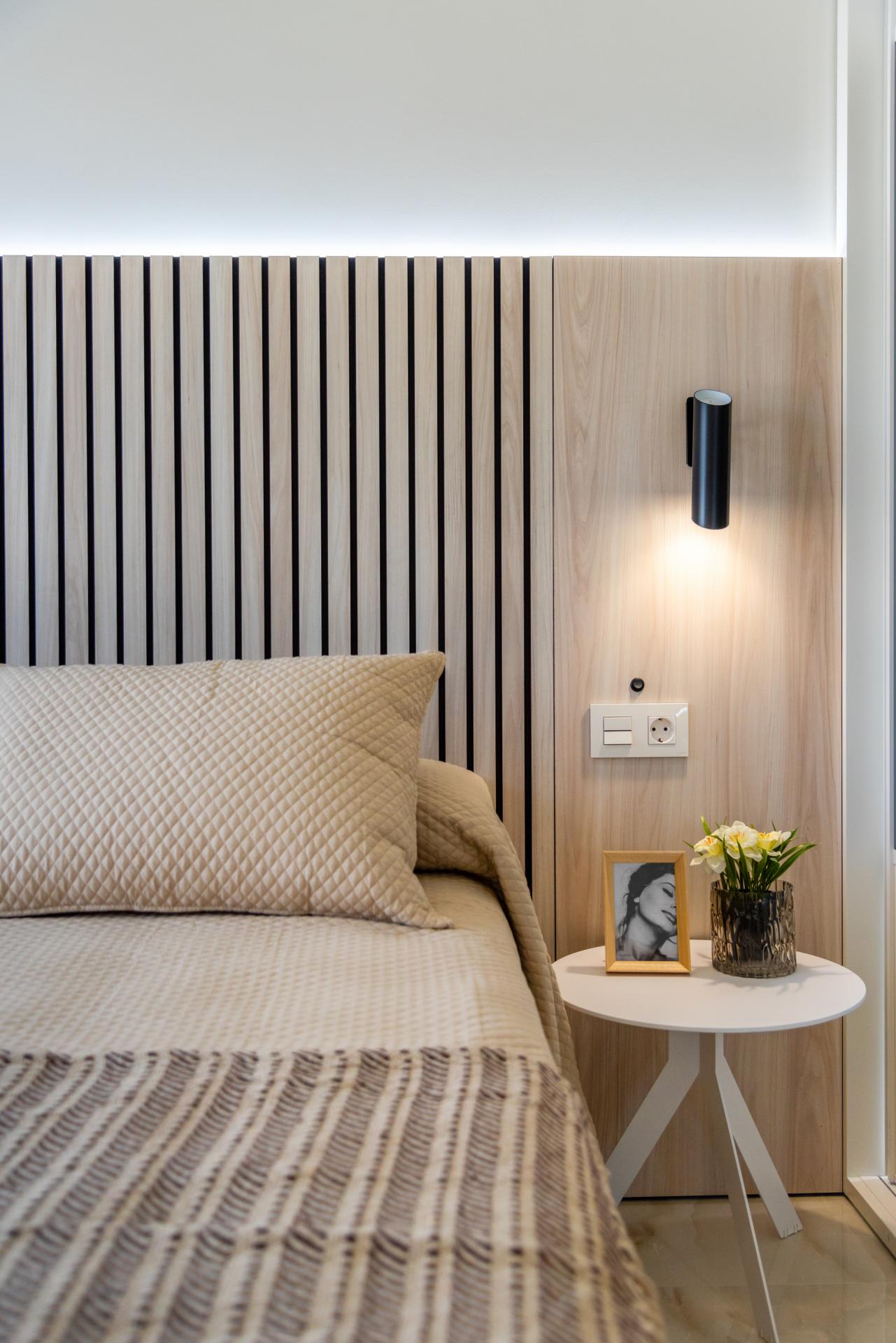 Built-in wardrobe detail in bedroom, new-build villa, Algorfa