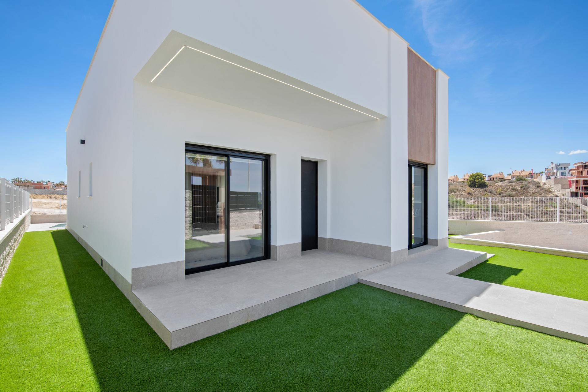Kitchen in new-build 3-bedroom villa, Algorfa