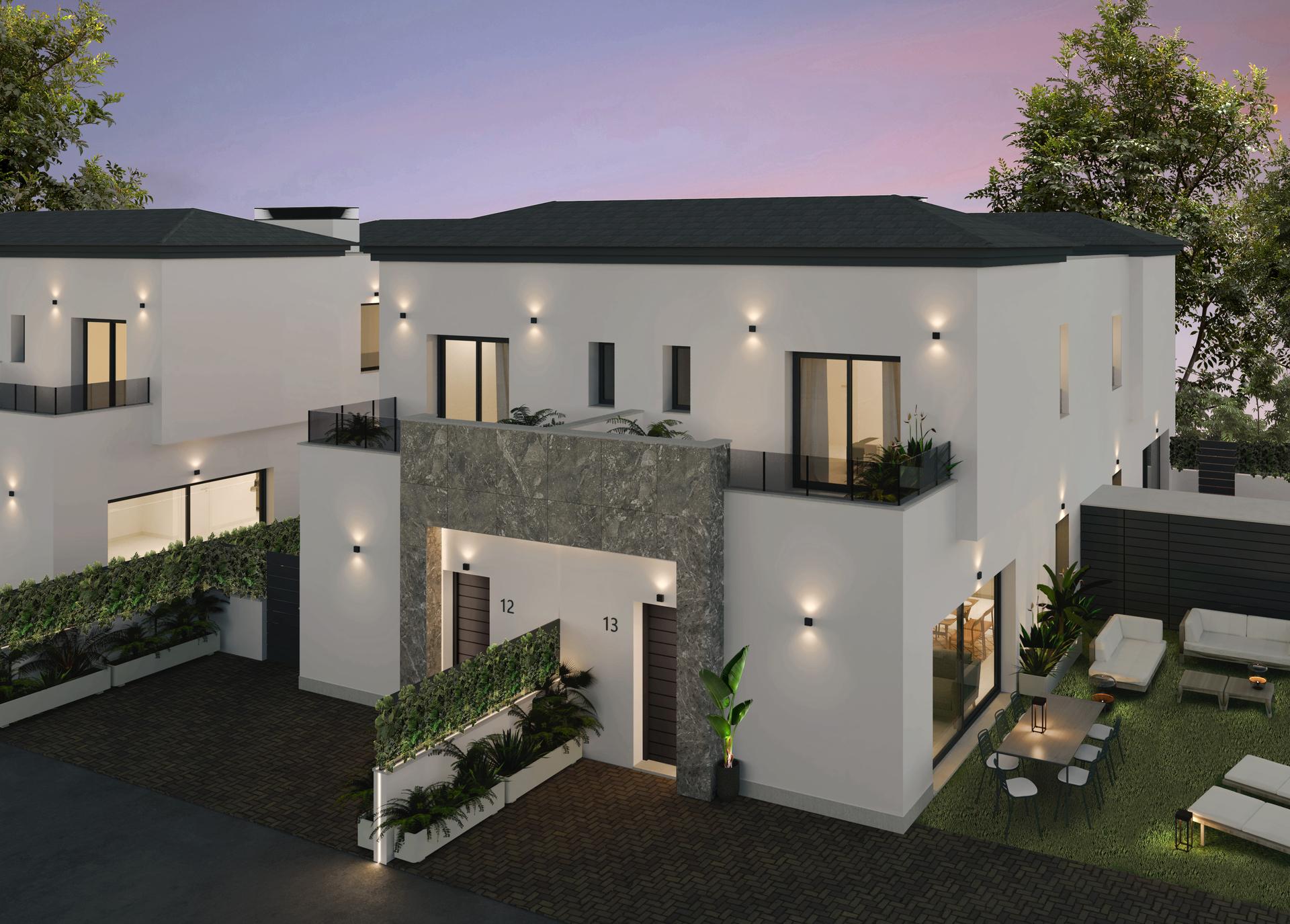 Communal pool area in townhouse development, Monte y Mar, Gran Alacant
