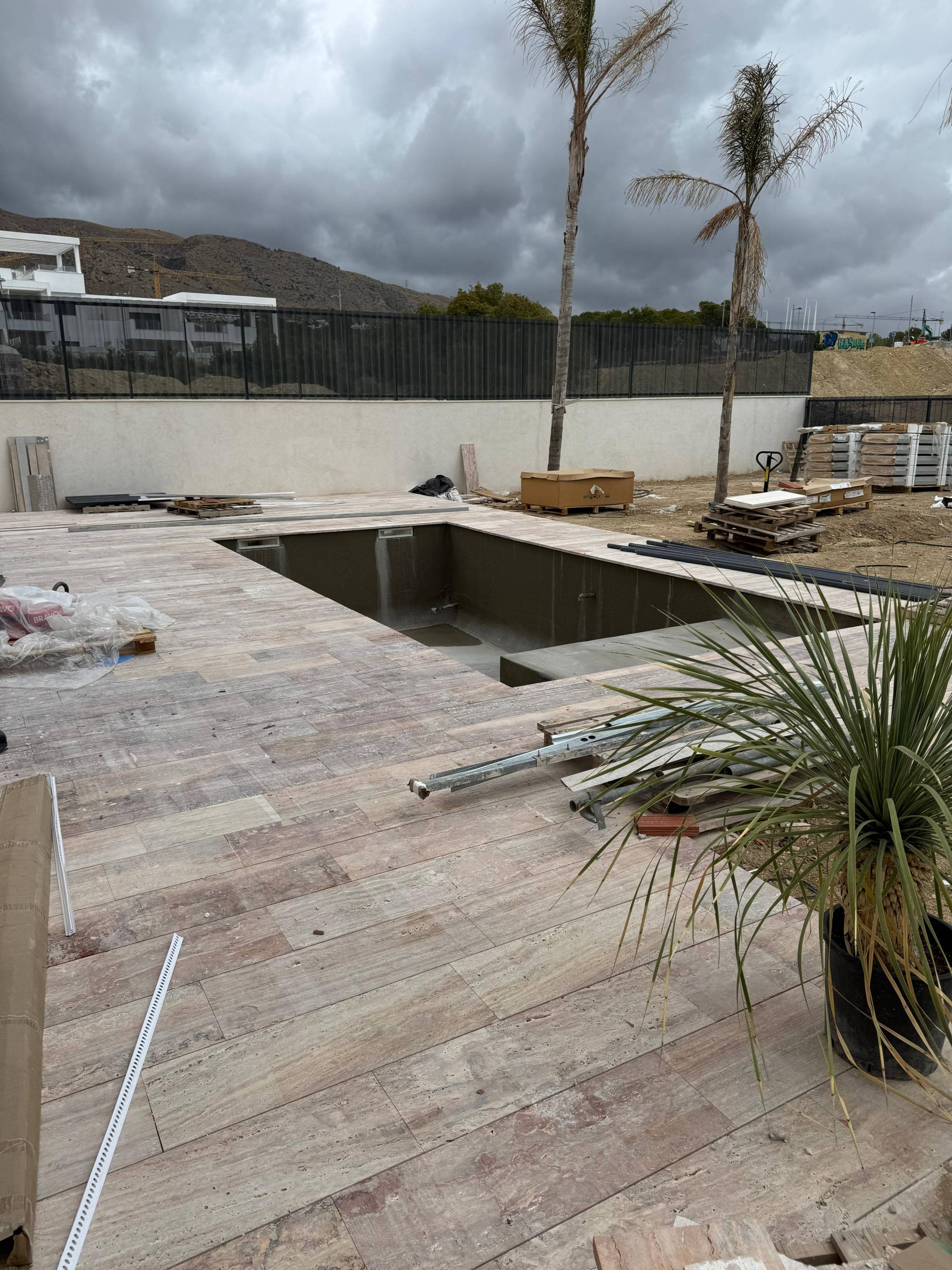 Complex grounds of the penthouse in Seascape resort, Finestrat