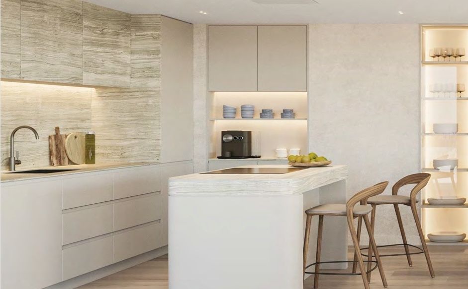 Kitchen with fitted units in 2-bedroom apartment, Parque Central, Estepona