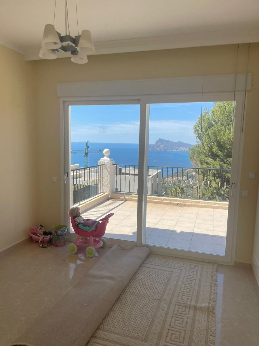 Bedroom with window in new-build villa, Zona de Mascarat, Altea