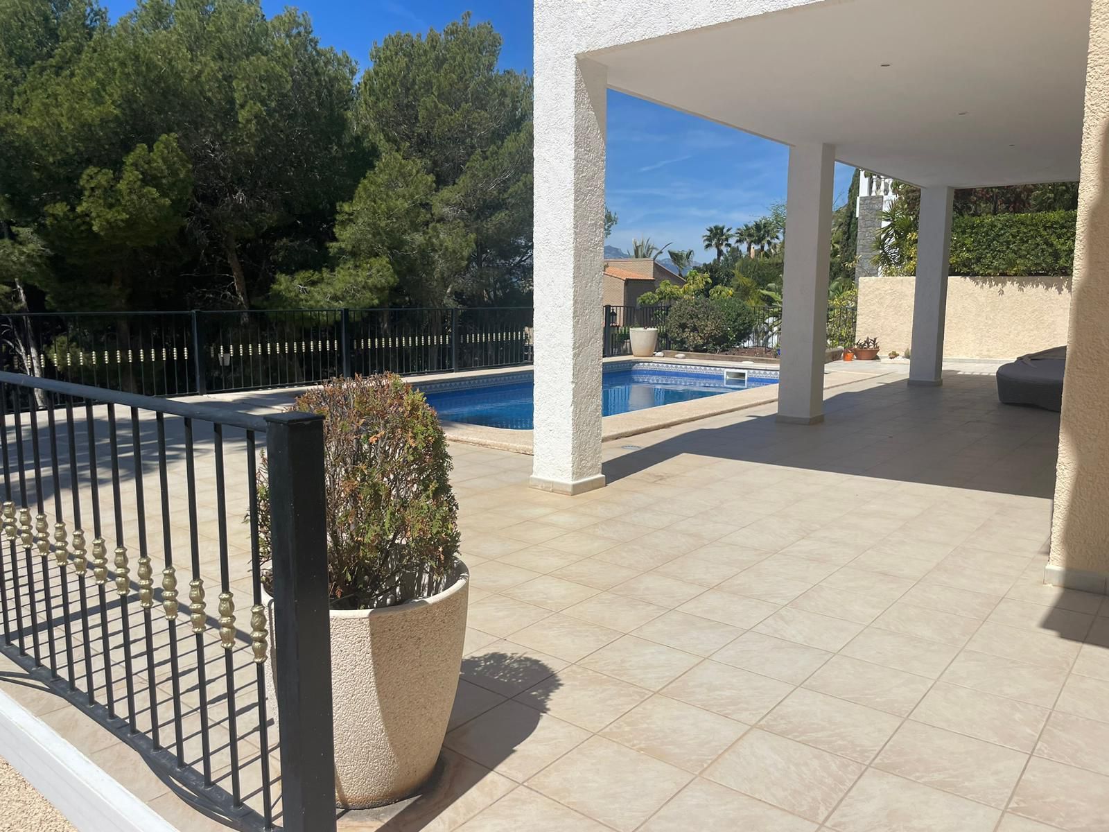 Ground-floor plan or layout view of villa, Zona de Mascarat, Altea