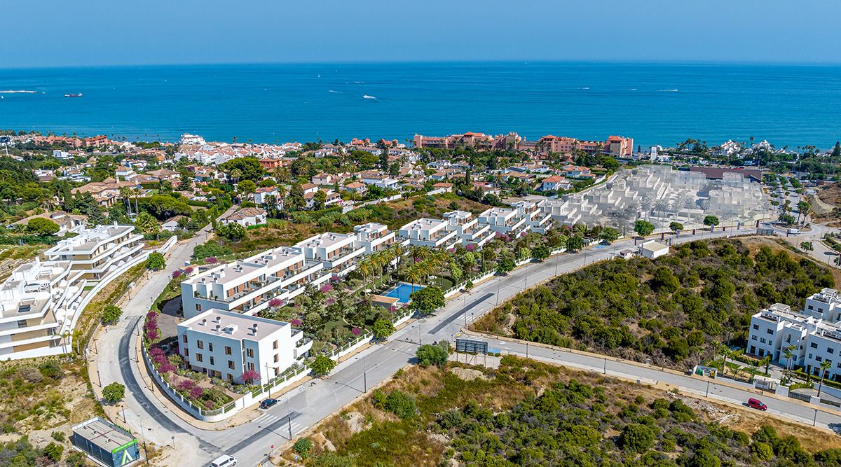 Lounge with natural light, 2-bedroom apartment, Arroyo Vaquero, Estepona