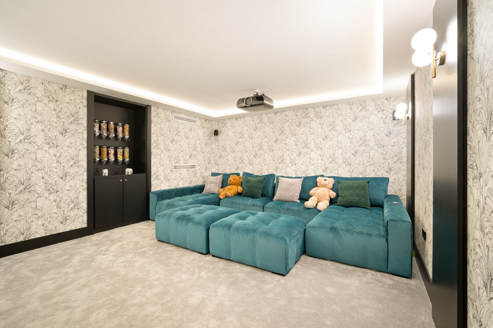 Open-plan kitchen and living space in new-build villa, Las Brisas