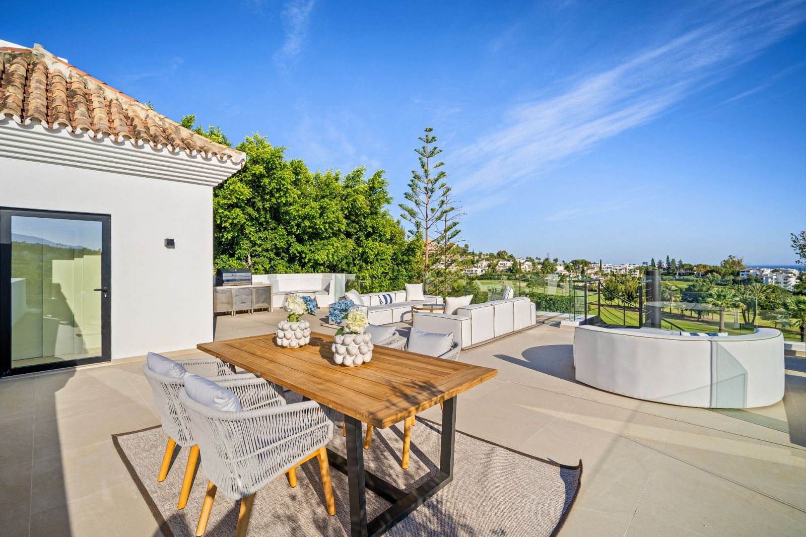 Ground-floor reception room in 6-bedroom new-build villa, Las Brisas