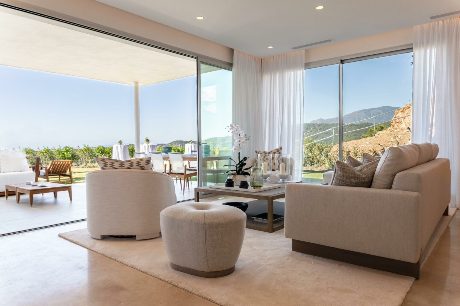 Third bathroom in 3-bedroom apartment, Montemayor-Marbella Club, Benahavis
