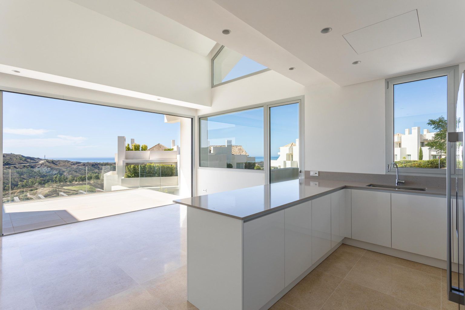 En-suite bathroom in new-build apartment, Montemayor-Marbella Club, Benahavis