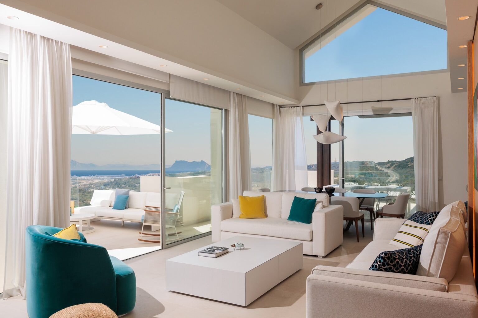 Fourth bedroom in new-build 4-bedroom apartment, Montemayor-Marbella Club