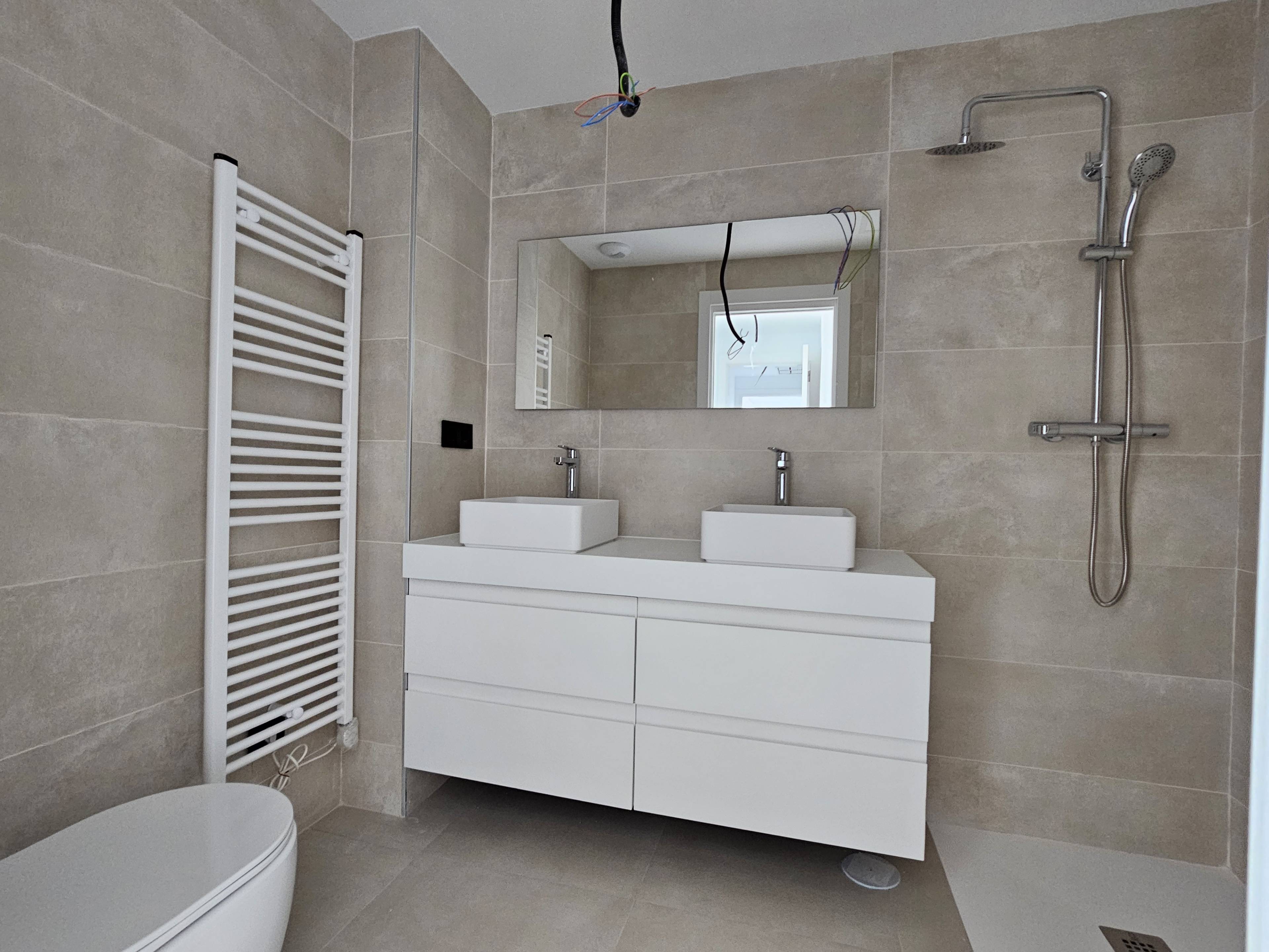 Complex grounds of the penthouse in Playa arenal-bol, Calpe