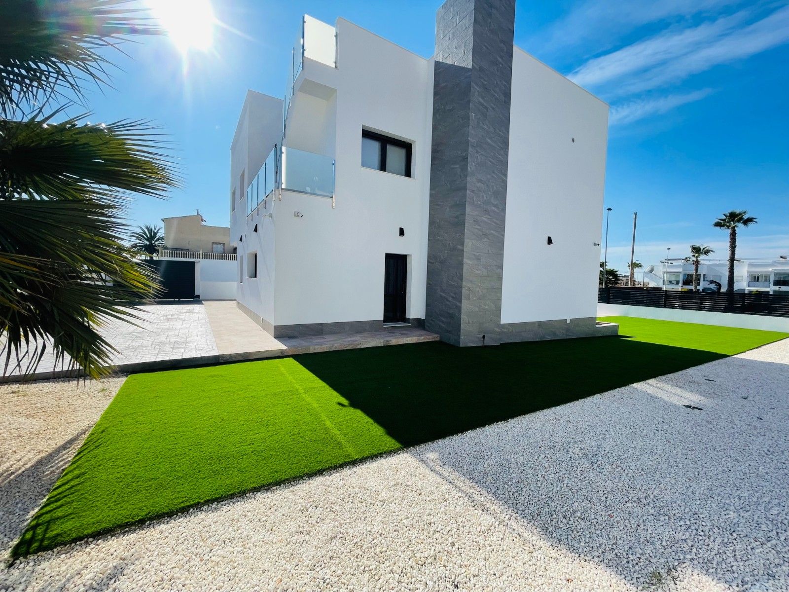 Bathroom in new-build 5-bedroom villa, Torreblanca, Torrevieja