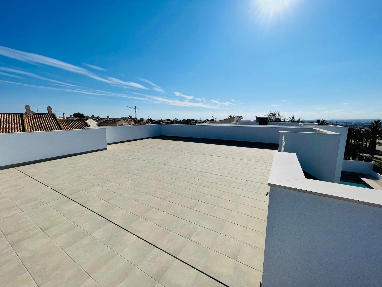 Rooftop solarium of 5-bedroom villa, Torreblanca, Torrevieja