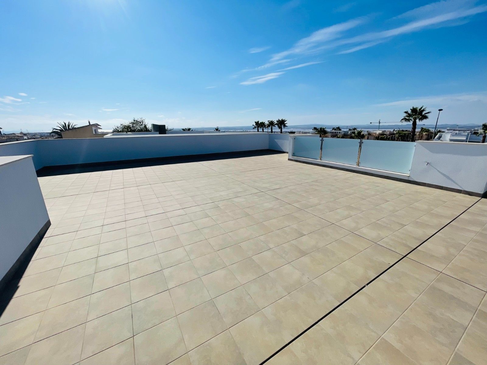 Open-plan living area in 5-bedroom villa, Torreblanca, Torrevieja
