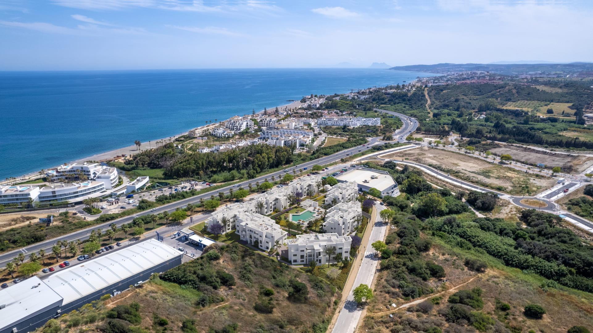 Penthouse for sale in Arroyo Vaquero, Estepona - exterior view of new-build development