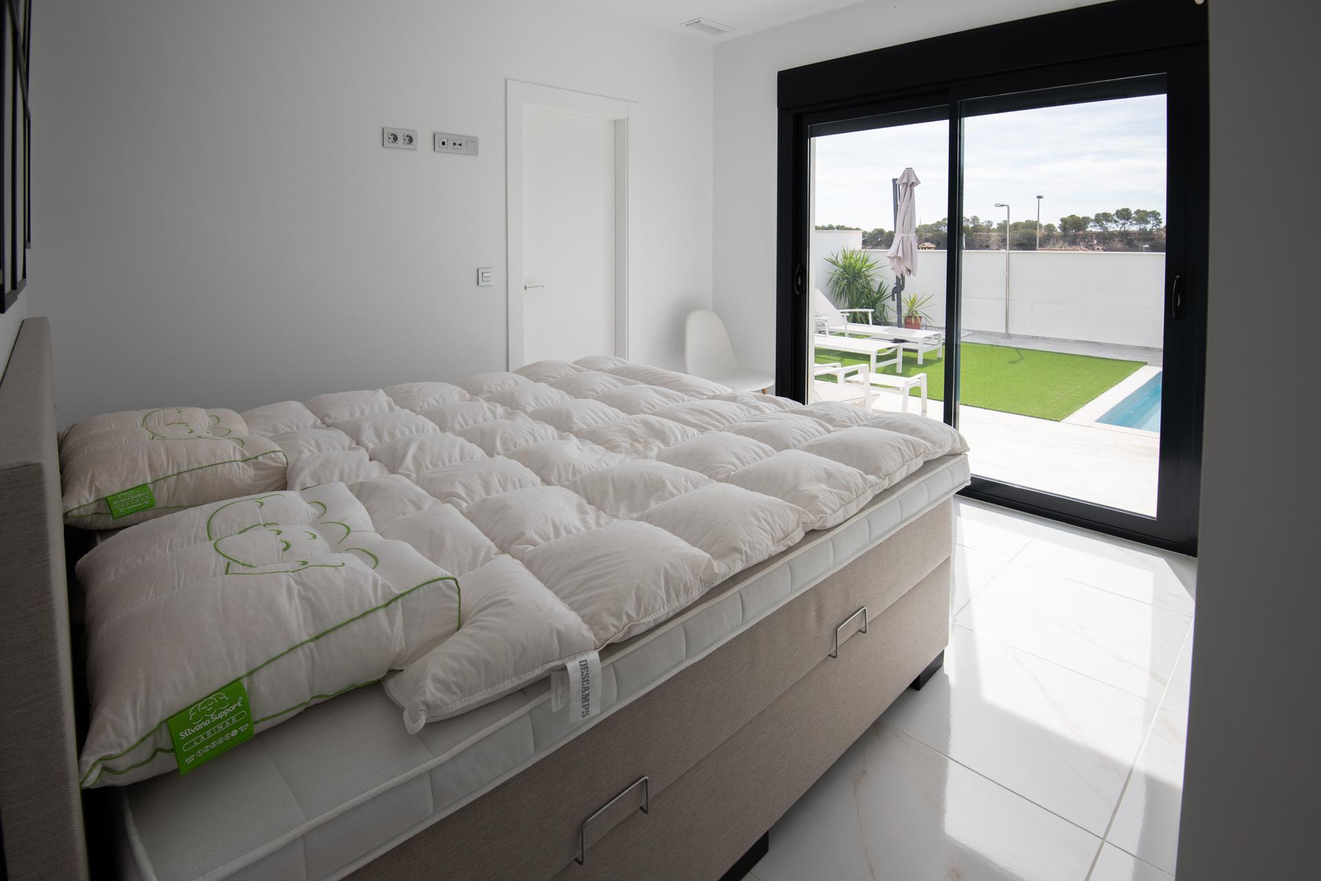 Solarium level showing open views, 2-bedroom villa Pinar de Campoverde