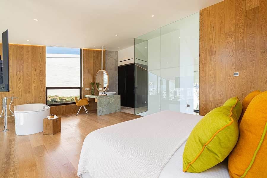 Kitchen detail showing worktop and appliances, Reserva del Higuerón penthouse