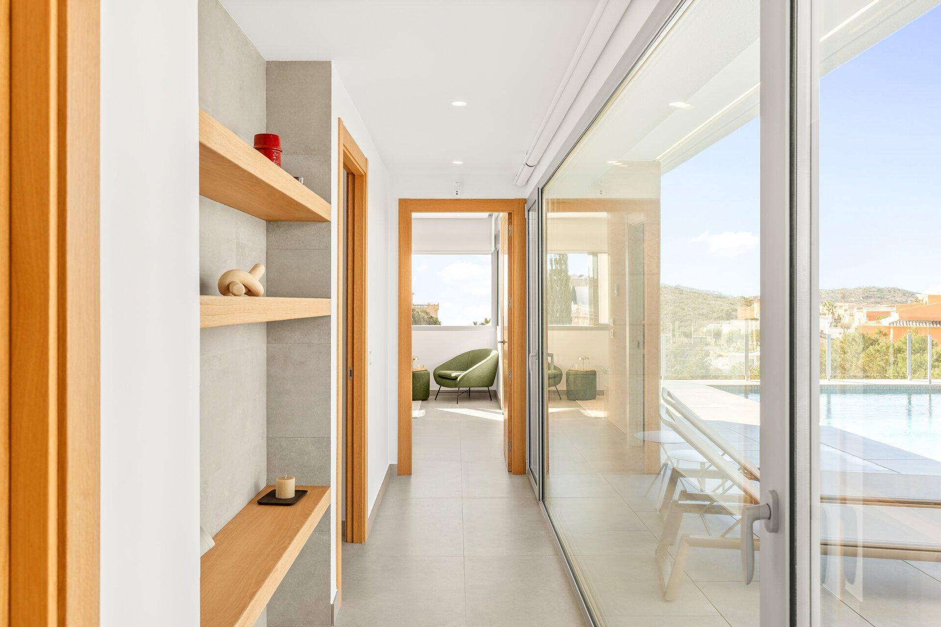 Garage and parking area of 4-bedroom villa, Benitachell
