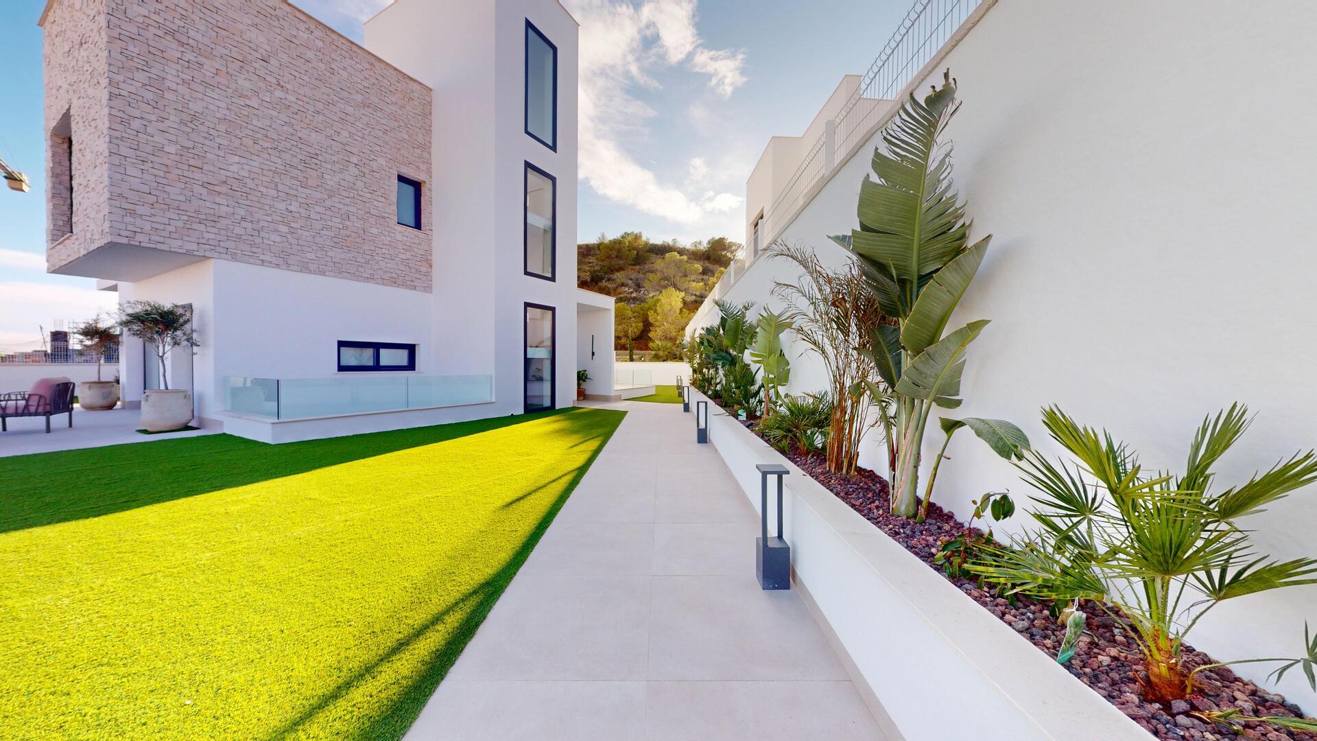 Surrounding area and street view, Balcón de Finestrat