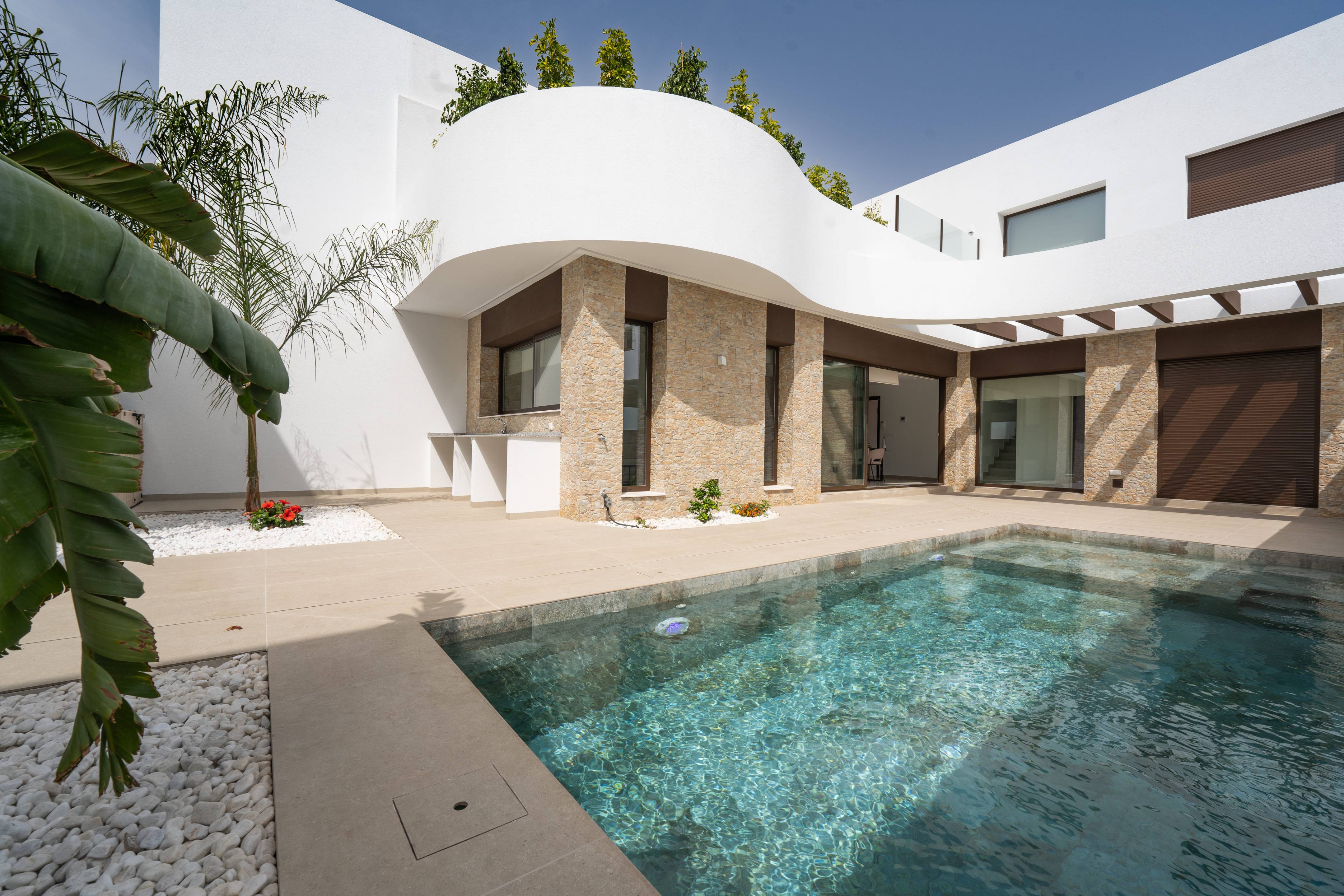 Detail of exterior finish on new-build villa in Almoradi