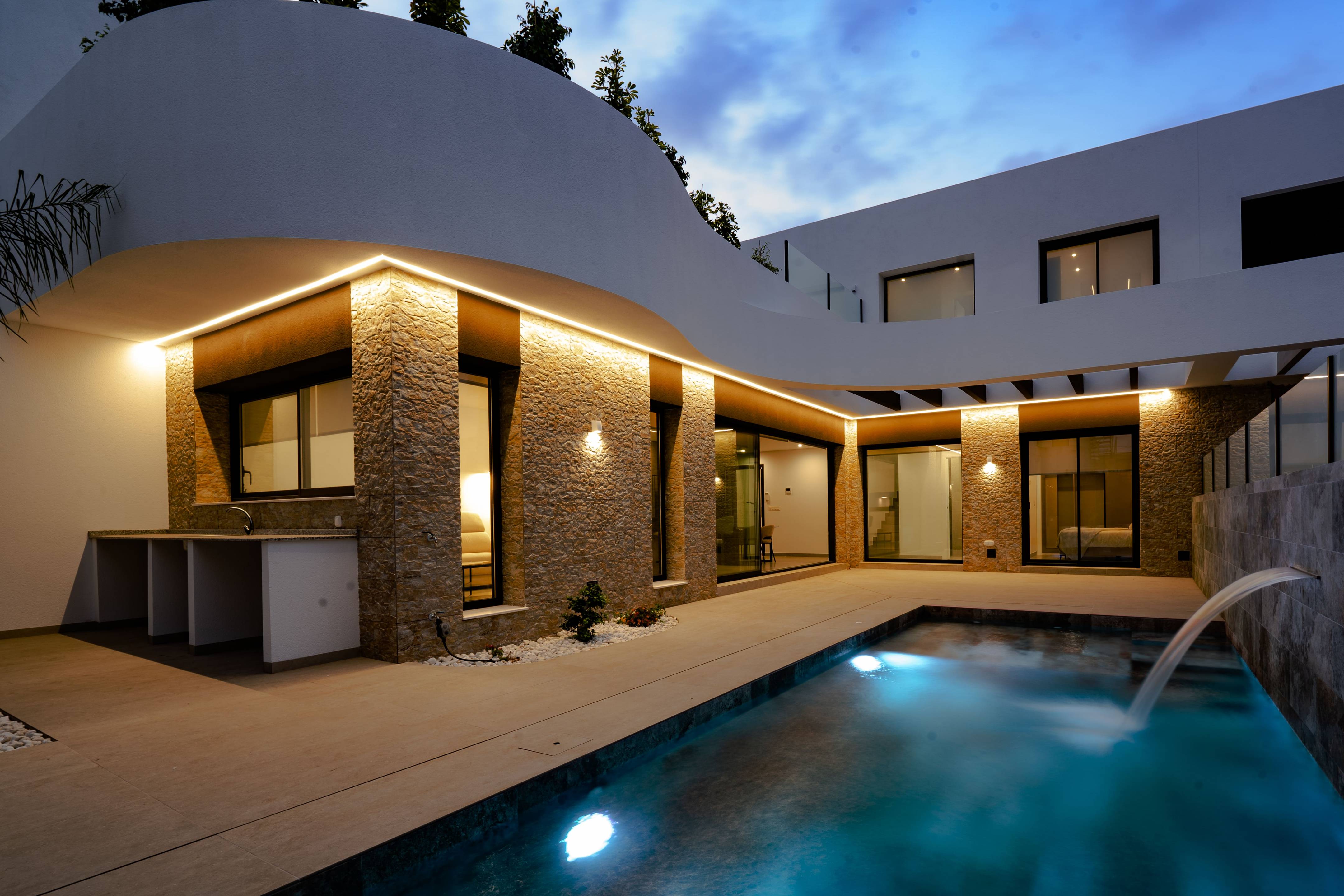 Open-plan living area in 3-bedroom villa, Almoradi