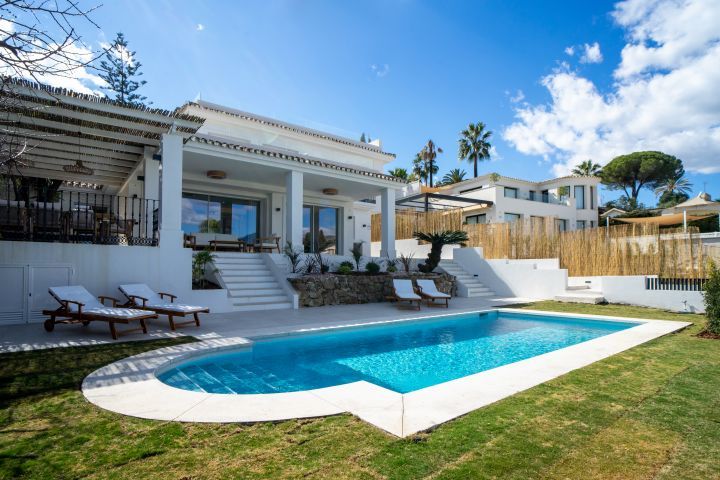 Rear garden of new-build villa in Los Naranjos, Marbella