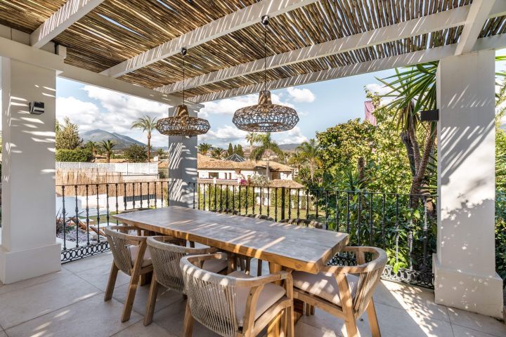Outdoor terrace on solarium level, Los Naranjos villa, Marbella