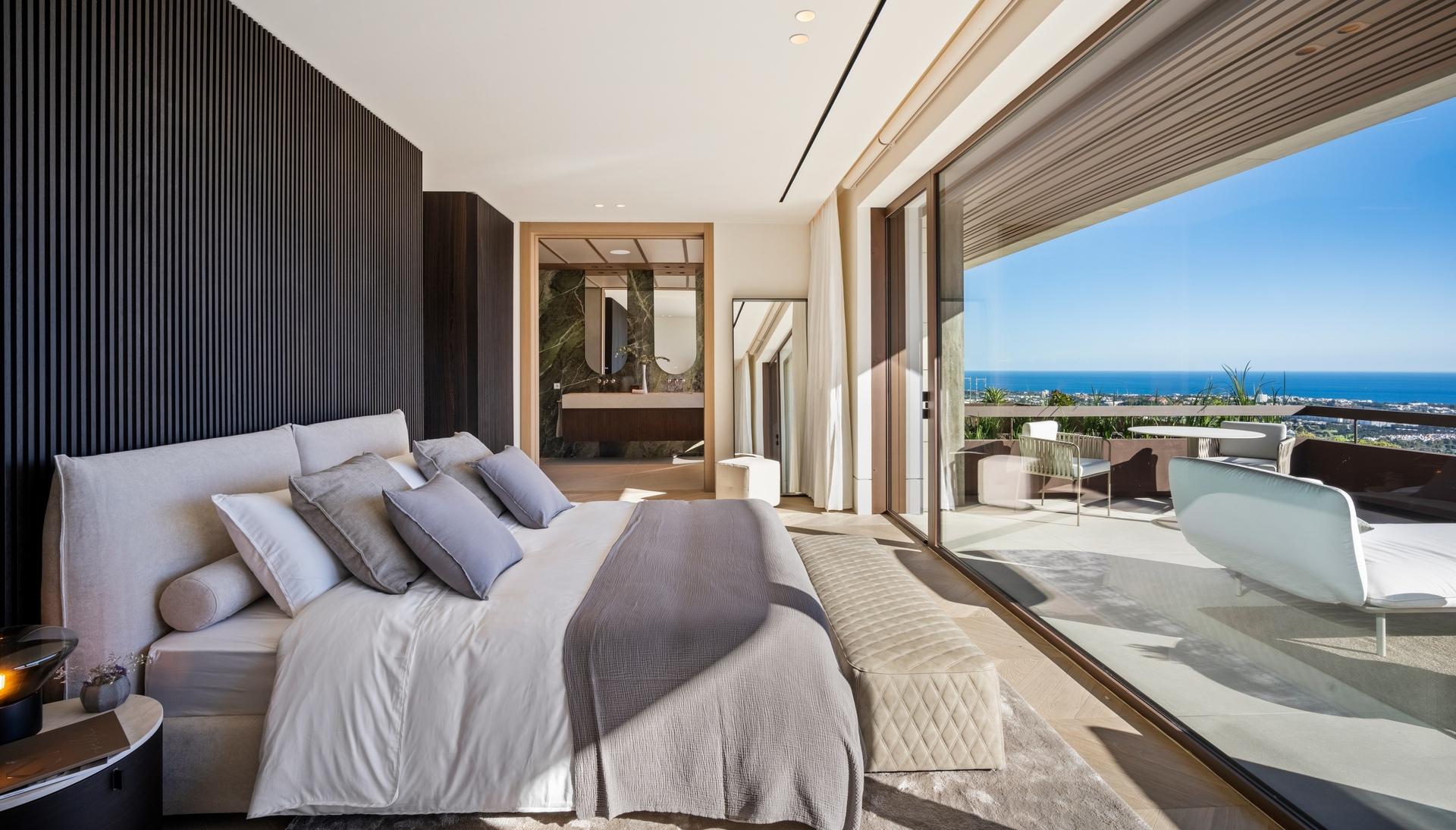 Bathroom with walk-in shower in new-build villa, La Quinta