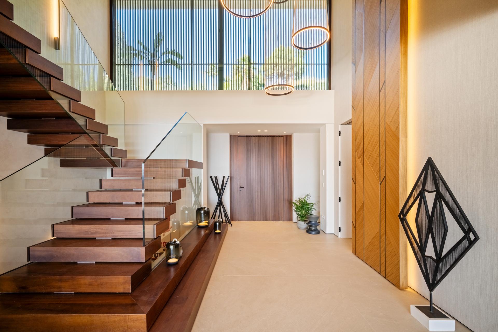 Garden with planted borders, new-build villa, La Quinta