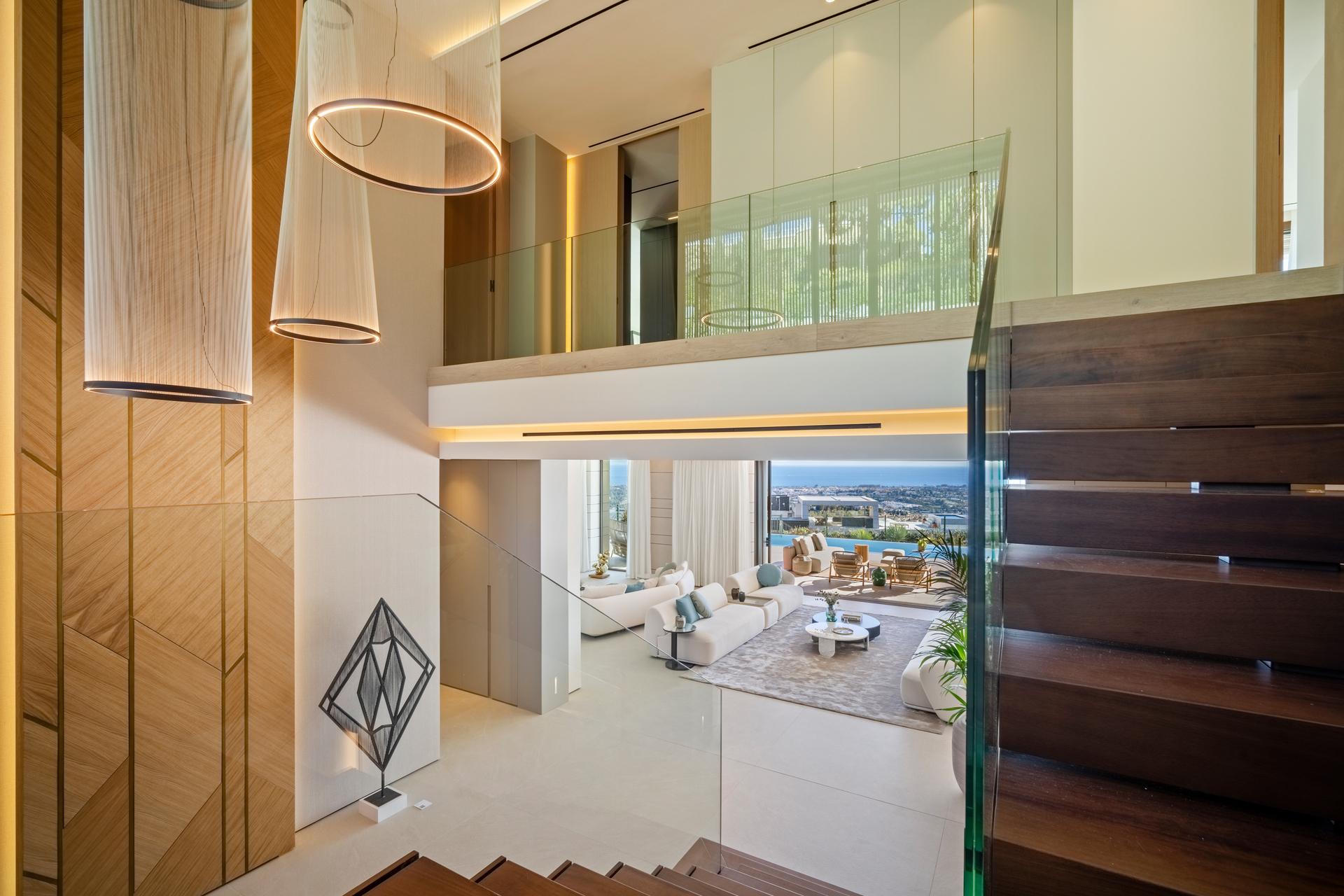En-suite bathroom in new-build villa, La Quinta, Benahavis
